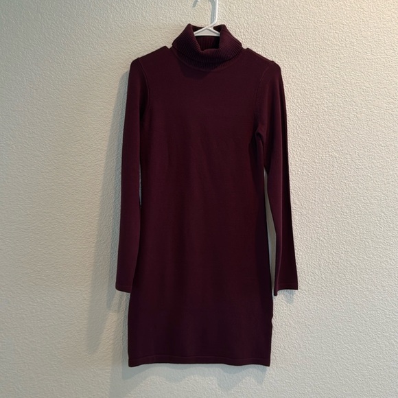 Sweater dress - Picture 1 of 4